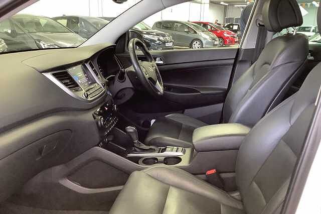 Hyundai Tucson 1.7 CRDi Blue Drive Premium SE 5dr 2WD DCT