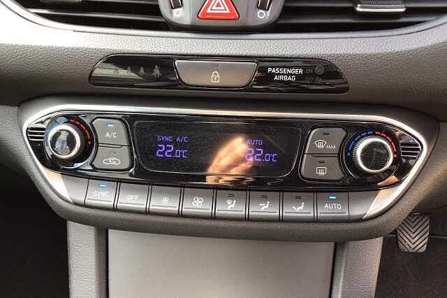 Hyundai i30 1.4T GDI Premium SE 5dr