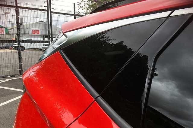 Hyundai TUCSON 1.6 TGDi Hybrid 230 Ultimate 5dr 2WD Auto Engine Red