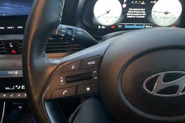 Hyundai I20 1.0T GDi Premium 5dr DCT Dragon Red