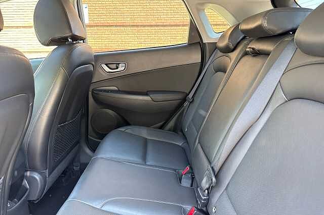 Hyundai KONA 1.6 GDi Hybrid Ultimate 5dr DCT