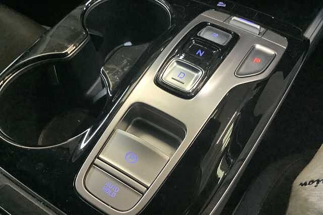Hyundai TUCSON 1.6 TGDi Hybrid 230 SE Connect 5dr 2WD Auto White