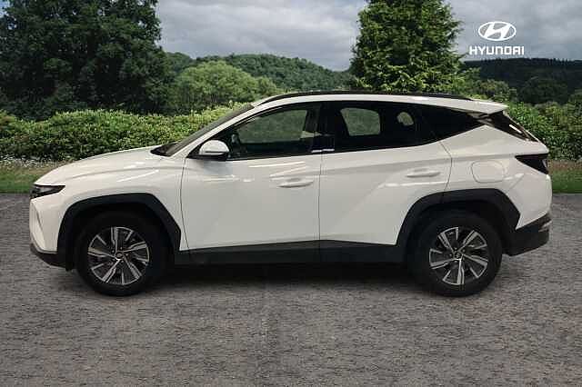 Hyundai TUCSON 1.6 TGDi Hybrid 230 SE Connect 5dr 2WD Auto White