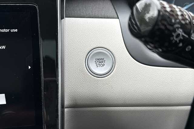 Hyundai TUCSON 1.6 TGDi Hybrid 230 Ultimate 5dr 2WD Auto Polar White