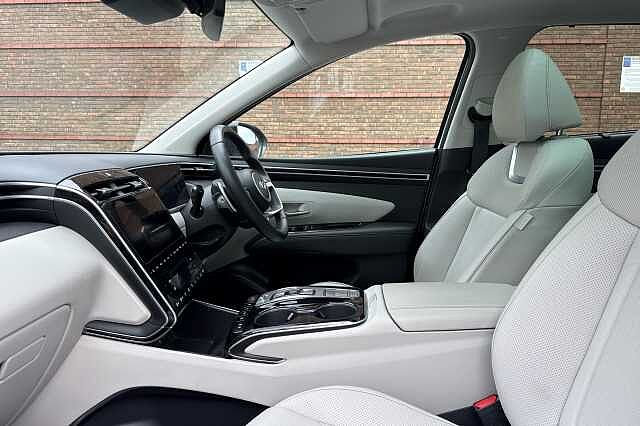 Hyundai TUCSON 1.6 TGDi Hybrid 230 Ultimate 5dr 2WD Auto Polar White