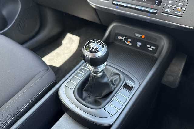 Hyundai KONA 1.6T 138 Advance 5dr
