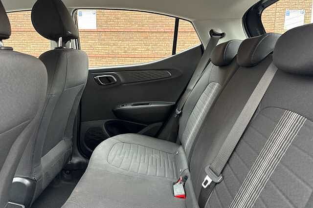 Hyundai i10 1.0 [63] Advance 5dr Auto [Nav]