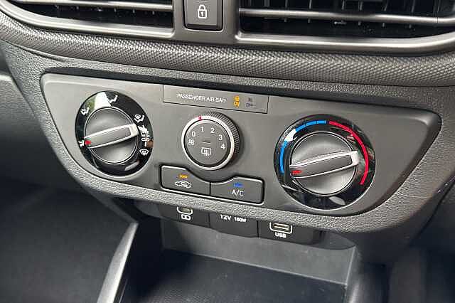 Hyundai i10 1.0 [63] Advance 5dr Auto [Nav]