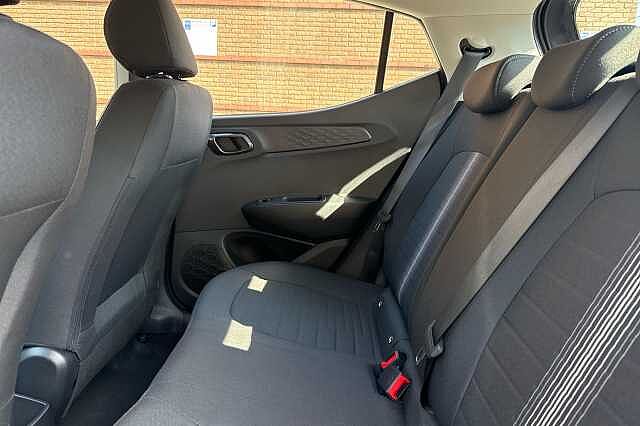 Hyundai i10 1.0 [63] Advance 5dr Auto [Nav]
