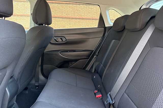 Hyundai i20 1.0T GDi 90 Tech Line 5dr DCT
