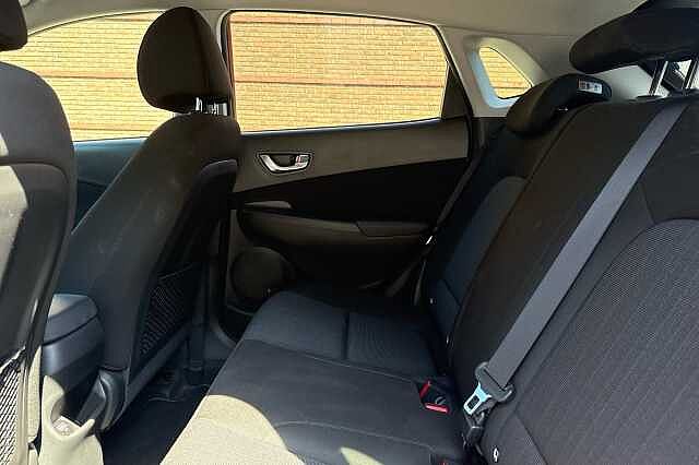 Hyundai KONA 1.6 GDi Hybrid Premium 5dr DCT