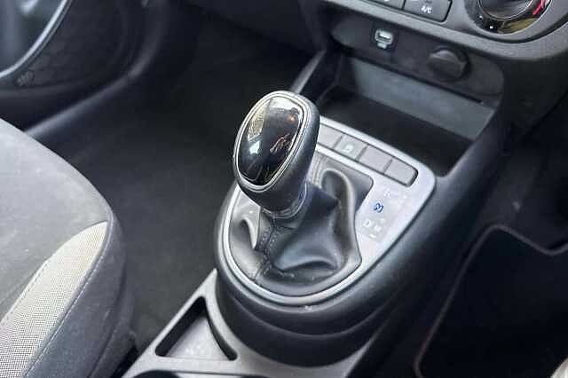 Hyundai i10 1.0 MPi SE Connect 5dr Auto