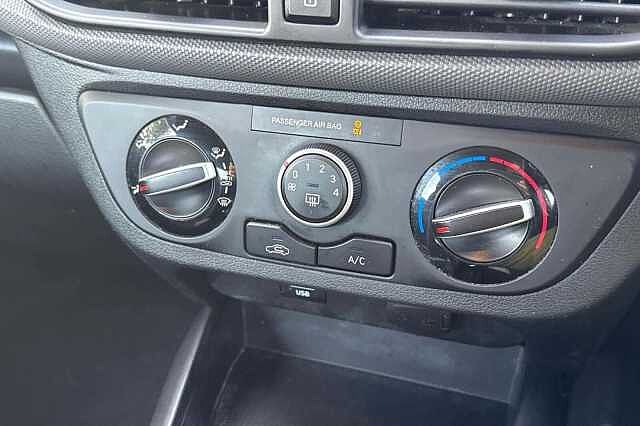Hyundai i10 1.0 MPi SE Connect 5dr Auto
