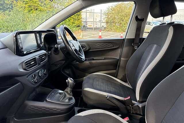 Hyundai i10 1.0 MPi SE Connect 5dr Auto