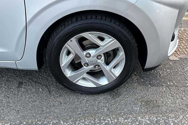 Hyundai i10 1.0 MPi SE Connect 5dr Auto