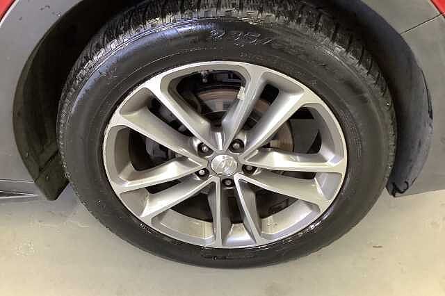 Hyundai Santa Fe 2.2 CRDi Blue Drive Premium SE 5dr [7 Seats]